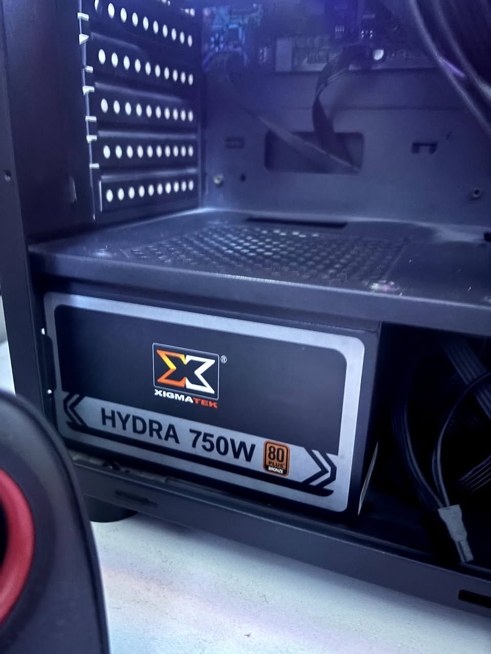 🔥 للبيع حاسبة ألعاب Gaming قوية 🔥
✅ المعالج: Intel Core i5 الجيل التاسع (9400F) — 6 أنوية ✅ كارت شاشة: NVIDIA RTX 3050 سعة 8GB ✅ الرام: 16GB RAM ✅ النظام: Windows 10 Pro 64bit ✅ تدعم DirectX 12
+🖥️شاشه hp 27

🎮 تشغل جميع الألعاب 
💵 السعر 750 الف


**إذا كنت صاحب هذا الإعلان وتريد حذفه لأي سبب، رجاءا أرسل رسالة إلى الدعم الفني**