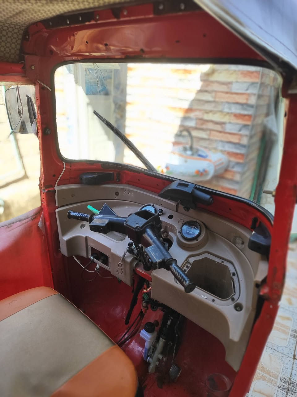 سلام عليكم تكتك مديل 18 أوراق رسميه أصولي ***********
