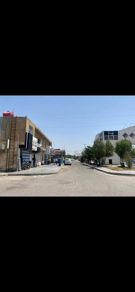 ‎السلام عليكم عقار للبيع
‎يتكون من داران وشقه وثلاث محلات مساحه الكليه 700 متر

‎العقار ركن في منطقة تموز على شارع النسيج 

‎موقع مميز في محافظة واسط وفرصة استثمارية لا تتعوض

‭0771 449 4355‬

‭0780 035 5577‬

للاستفسار الاتصال على الارقام التالية
