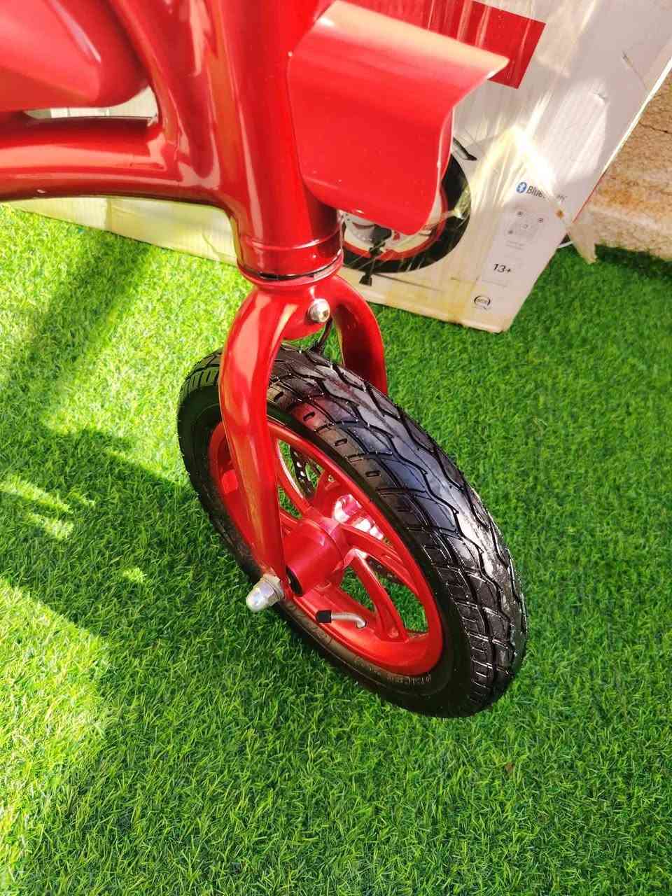 عرض خاص تصفية بايسكل شحن صغير صنع امريكي اصلي من عمر 11 سنه فما دون باتري ليثيوم جديد باله اصلي سكليتر يمشي 35 كيلو متر بالشحنه سرعته 25 العنوان بغداد الصليخ شارع 600 للاستفسار ***********
السعر بلوكاله 450$
اني ابيع 175 الف
