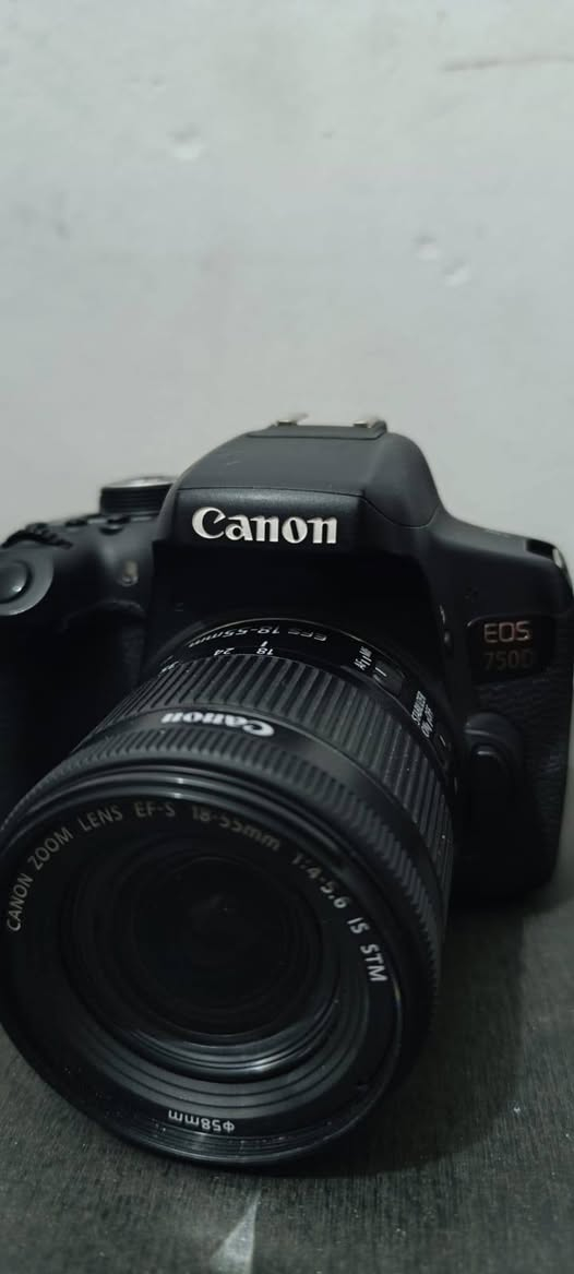 Canon EOS750D
الغنيه عن التعريف (يوجد خدمة توصيل )
استخدام جداً جداً قليل السعر 400 الف قفل


**إذا كنت صاحب هذا الإعلان وتريد حذفه لأي سبب، رجاءا أرسل رسالة إلى الدعم الفني**