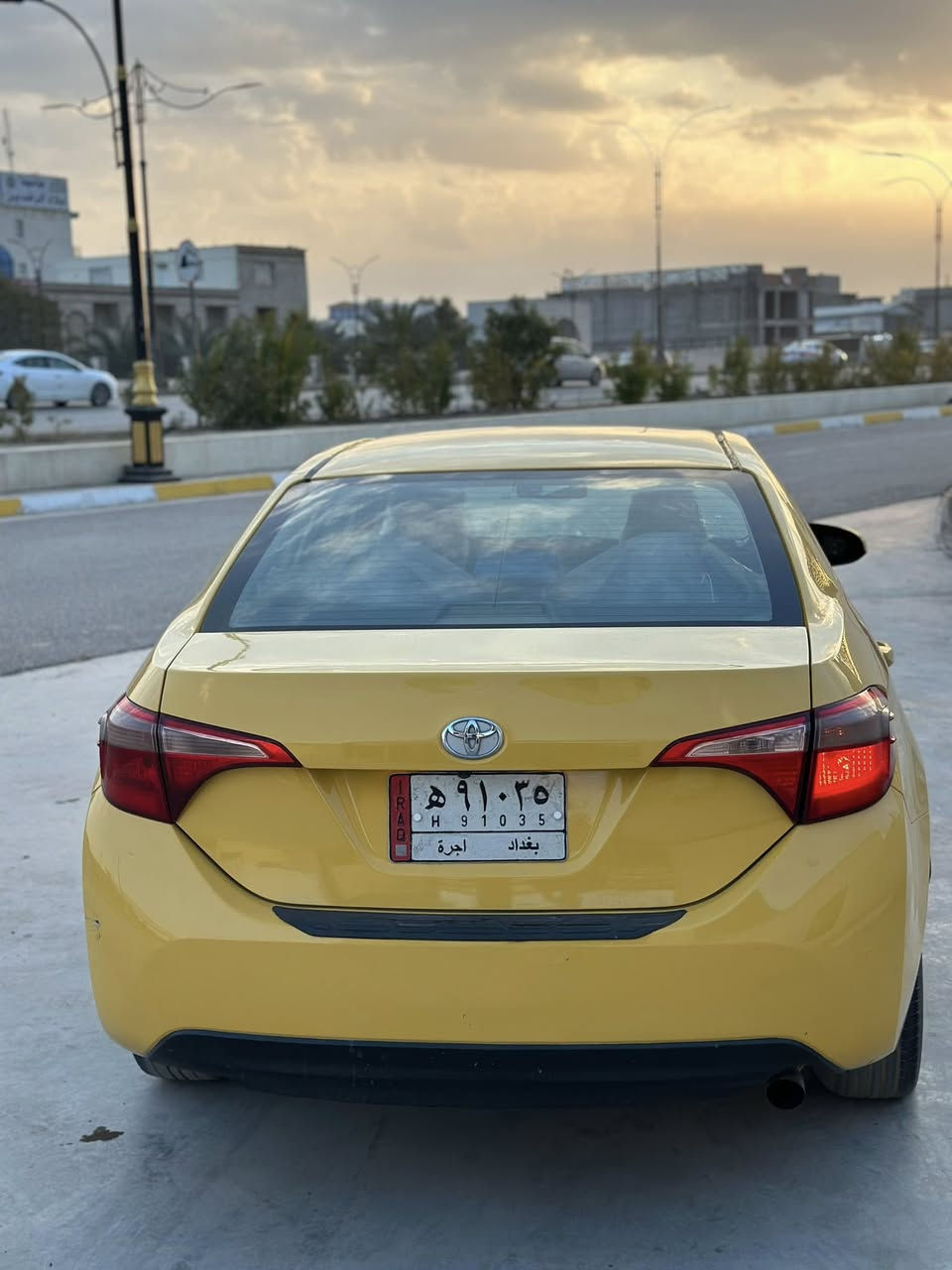 كورولا 2019 Le تكسي
رقم بغداد تحويل مباشر جاهزه لاخير 
حادثه جاملغ وباب بدون داخل 
السياره كامله بدون اي نقص 
مكينه 1800 
مدوشمه كامل ارضيه وكشنات جديد 
مكينه كير حداديه تبريد كهربائيات
كله جديده السعر 123وبيه مجال 
مكاني ديالى بعقوبه تقاطع القدس للاستفسار ***********
