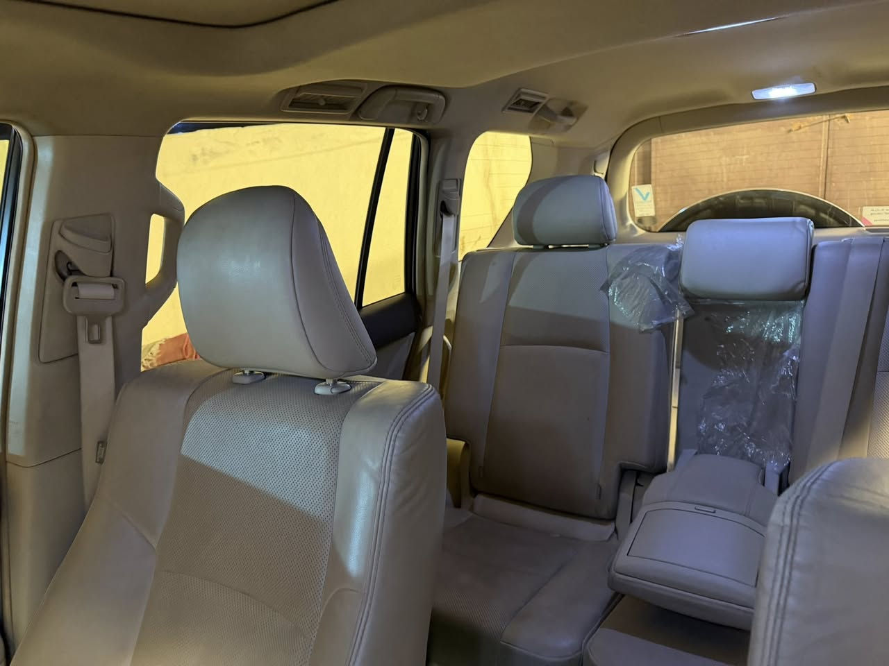 السلام عليكم
برادو 2022 ساز
رقم بغداد
VXمدنايت
 ماشيه 44 الف 
تبديل الزيت مالتها بالشركه 
سياره مال بيت وكلش نظيفه 
مواصفاته معروفه محرك4.0 دشبول لكزز شاشة التجي بالفول جلد السايق والصدر كهربا ترحيب وبقيه المواصفات المعروفه
بيها بارد فقط المكان المؤشر بدون صبغ بدون دواخل بدون اي شي داتطلع من البيت وانركعت عليها الباب 
عارضها ب45 وبيها مجال 
متواجد بالسيديه وبالاسكندريه بابل
رقمي ‭0781 441 1416‬
