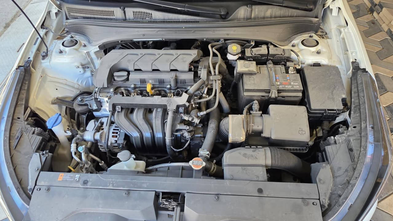 توكلنا على الله 🤲
الســلام عليــكم 
K3 2024 رقم بغداد جديد
فول مواصفات 
 
 محـرك DOH دبل نـوزل ـ1500
المواصفات✨️
 إشـارة ترحـيب 
بصمة تشغيـل وابـواب 
إشـارة مـري جانبيـة
  رفع الجامه بعد ايقاف تشغيل السياره بالريموت
 الـمري شـفط ‎
 كاميـرا متحركـة مع تحـكم بالكاميـرا
شـاشة كـبيرة 
 شـاشـة تبريـد منفصلة
تبريد خلفي منفصل 
عـداد سرعـة ديـجـتل 
 ايـربـاك 6 
مقـاعد جـلد كرسي السايق كهرباء 
 فتـحة سقف سلايـت
 لايـت 3 عدسـات 
 حـاجـب led 
 بـك لايـت متـصل led 
تحـكم ستيرن فـول جـهتين  
رادار امامي
مانع اصطدام
تحديد مسار 
 سـايد بـريك كـهـربائي ذكـي‎
 نظـام  اوتـو هولـد
  مـانع انـزلاق 
 نظـام قيـادة مـتعدد 4
 (سبـورت ـ ايكو ـ كـومفرت ـ سمـارت)
 گـير طـيارة شـاشـة  إنـارة led
 ويـل كب كروم 16 
حساس4 ABS
حساس TPMS ضغـط الاطـارات 
مـنافذ شـحن Wireless 1  
عـداد الـكيلـو مـتر 5287
مكاني بغداد
الاستفسار
***********
