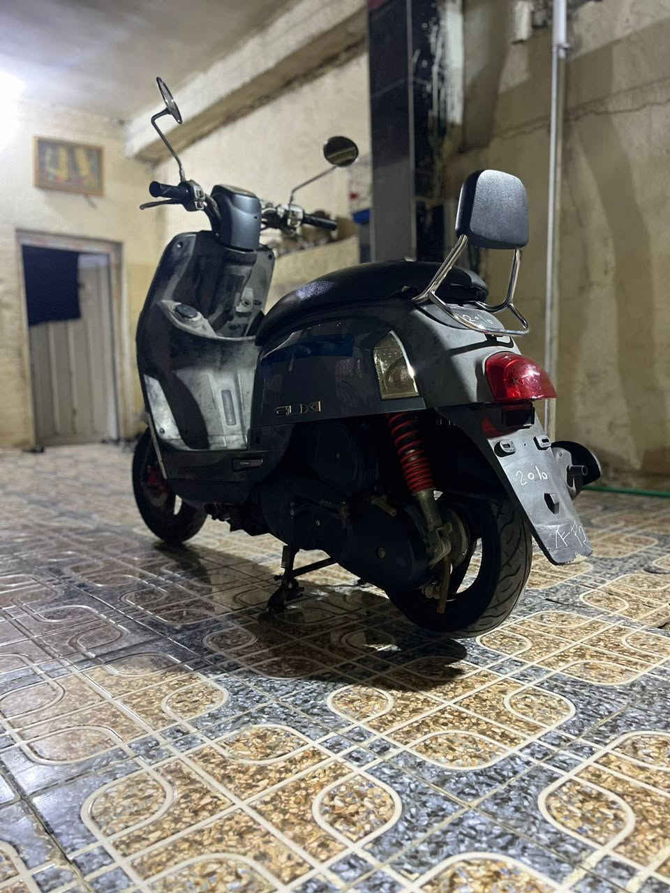 سلام عليكم بوليس للبيع كفاله عامه
مكينه بلاد كفرات مختم شلعه ومعدل دراجه جديده بمعنه الكلمه لايت زنون اشاير بكلايت نكره سلف وهندر وجاهزه مكاني كربلاء طويرج السعر خاص رقم الهاتف ***********
