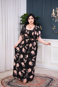 دشداشة رياضي • ستِن فرنسي • فري سايز ٩٥ كيلو