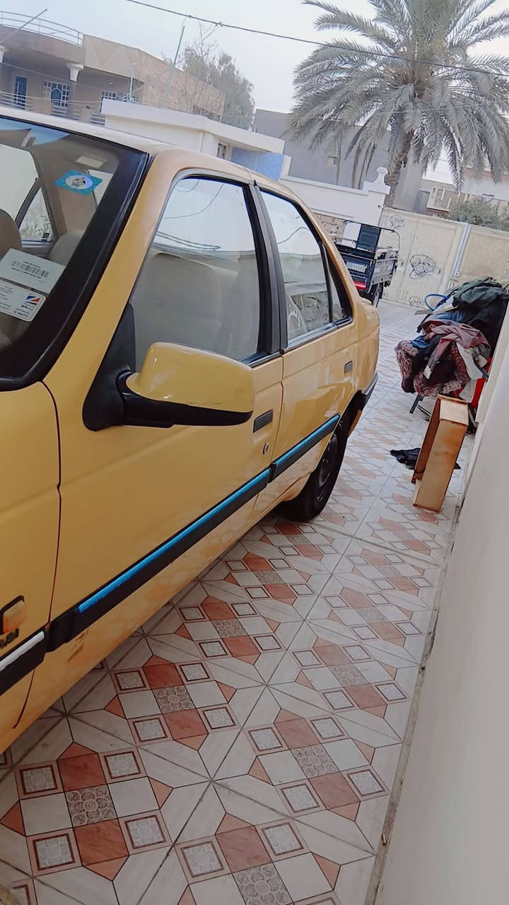 السلام عليكم بيجو اكد 2016 كفاله مكينه كير. تبريد تدفئه خير من الله نضيفه مامتعوبه مال بيت الله شاهد.  مبدل جاملغ الايمن. السعر 48بيها مجال. مكاني بغداد. الدو‏ره
*********** وتساب
