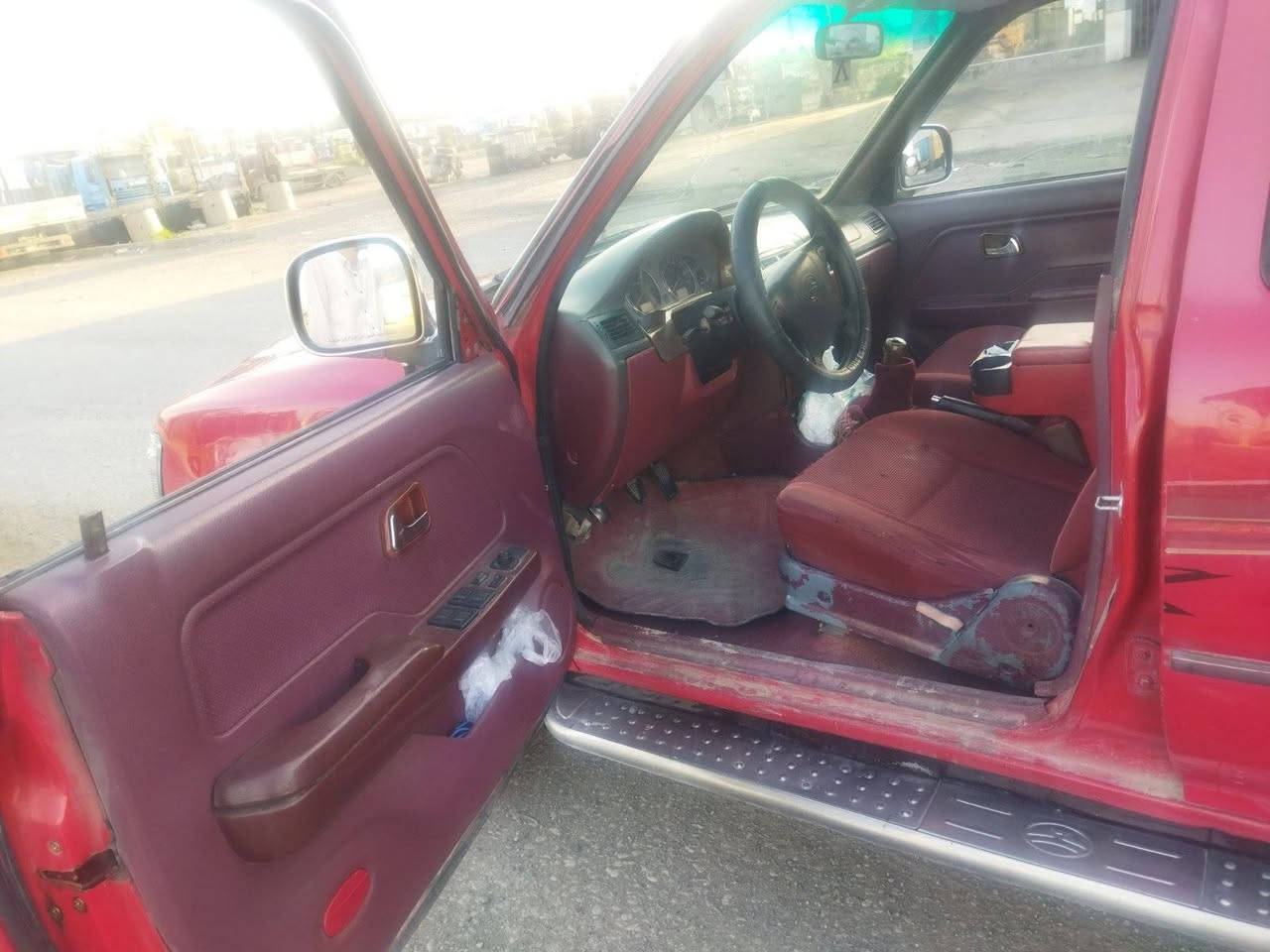 مۆدیل 2012
شریکە موهەنەد
3پانکە
سەنەوی بەناوی خۆمانە تا30
تەبرید سارد و گەرم
 قفل مەرکەزی جام کارەبایی و ئاوێنە کارەباییە 
چوارتایەی نوێی لەبنە
کامل بێ عەیب توندو تۆلە
ناوسۆرە کوشن مەرزیە
چاملغی لای سایەق سبوغە  بێ ناوگرتن لەگەڵ
تۆزیک دۆسەکەی سبوغە
بۆپەیوەندی 
واتساپ/ فایبەر: *********** موصل, نينوى
