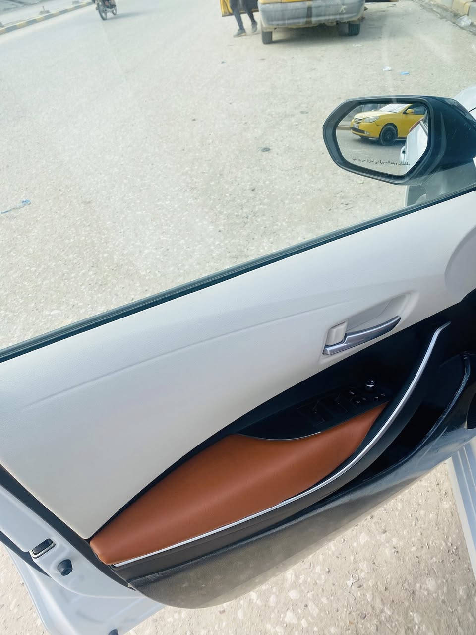 تويوتا كورلا 2025خليجي ساز ام ضمان
رقم أربيل الدولي 

على وضع الوكاله مكفوله من الزلغ 

فول مواصفات ومغلفه جلد اصلي 

فتحة 

بصمه 

محرك ١٨٠٠ 

شاحن لا سلكي 

تبريد خلف 

حساس امام خلف 

مرآة تعتيم ذاتي 

مري كهرباء 

للاستفسار الأتصال على رقم 

***********
