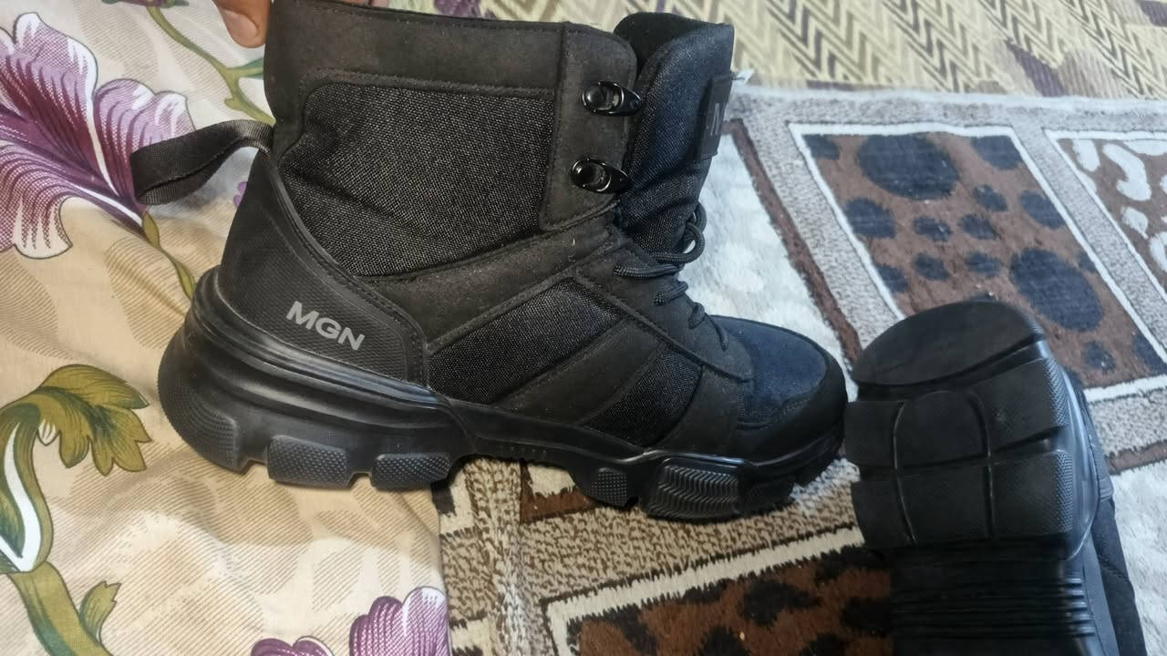 السلام عليكم حذاء قياس خاص 48 
سعر 25 مع توصيل


**إذا كنت صاحب هذا الإعلان وتريد حذفه لأي سبب، رجاءا أرسل رسالة إلى الدعم الفني**