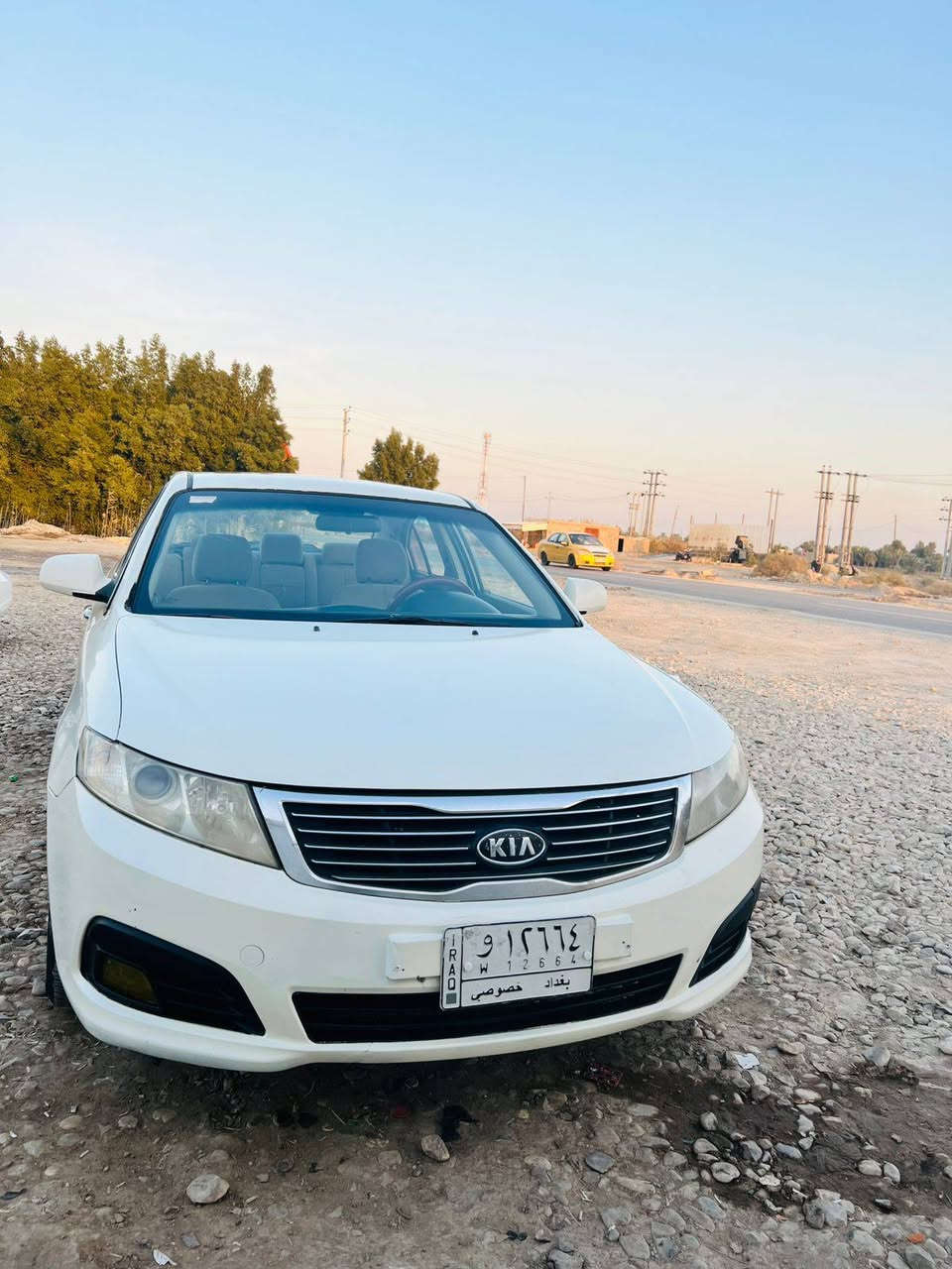 السلام عليكم 
 
كيا اوبتما 2009 خلــيجي
رقم بغداد مشروع وطني 2027اي محافظه تحول 
فول مواصفات ما عدا البصـمه 
فتحه 
خمس تجاوي 
تبريد ثلج
 داخل بيجي 
شاشه 
تحكم ستيرن 
گير محرك كفاله 
تخم تاير 
مكينه دوش 2000 بلادي ما مفتوح 

السعر 93 وبيها مجال 

مداور ثاني يوم 

مكاني بابل الشوملي 
الاستفسار ***********
