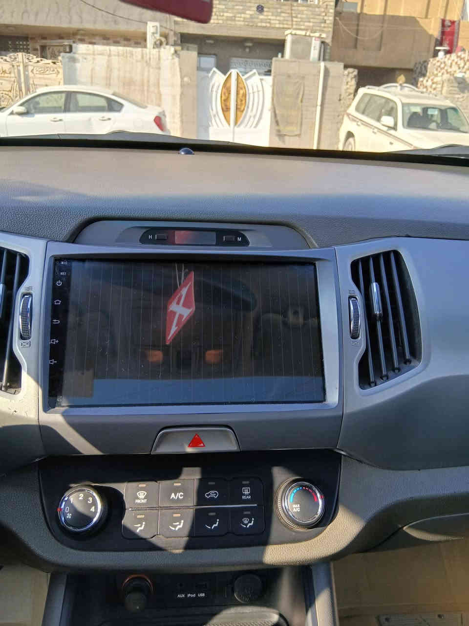 السلام عليكم
للبيع كيا سبورتج ٢٠١٤ خليجي بانوراما فتحة سلايد روف 
تخم تاير ضرر الجاملخ صفحة السائق فقط 
باسمي السيارة السعر ١٤٧ ورقة وبيها مجال باقي التفاصيل بالسونار
***********
***********
