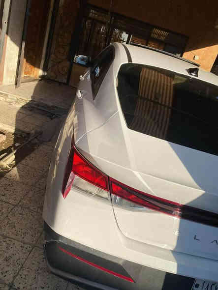 السلام عليكم 
النترا 2024 فول مواصفات 
لون ابيض
مرقم بغداد
بدون صبغ كلين. 
قبق جنطه. تبديل. نفس الون بلادي
بدون ايرباك
فتحه سقف
بصمة 
تشغيل عن بعد
دخول ذكي 
تدفئة بلكشنات
تدفئه بالستيرن
تبريد منفصل
شاشة متصلة كبيرة 
عدادات دجتال
رادارات اماميه وخلفي وجانبية
السيارة جديدة بمعنى الكلمة
السيارة باسمي تحويل ثاني يوم
مرقم بغداد
العنوان بغداد الكرخ
غير متواجد ع الفيس بوك

*********** بغداد
