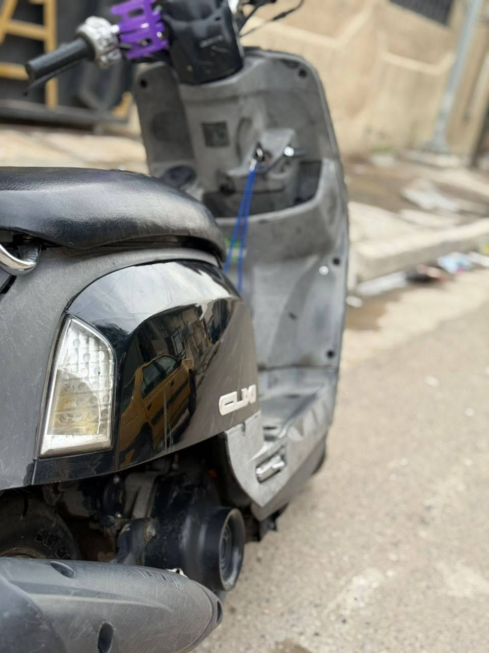 سلام عليكم شباب ماكس بوليس دراجه نكره سلف شعله و معدل مكينه ناعمه و كابريتر نضيف تجي و تشوف  بيه ضربه بالكفر الأمامي جوه الاشاره و يحتاج عرموطه  فقط الشراي يتصل 
العنوان بياع 
العسر 650 و بيها مجال بسيط 
الرقم ***********
