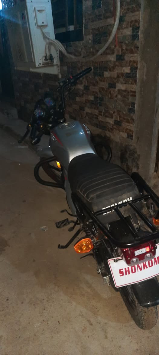 السلام عليكم شاينك موديل 26 نضيفة سكنر للبيع السعر 800 مكاني كربلاء


**إذا كنت صاحب هذا الإعلان وتريد حذفه لأي سبب، رجاءا أرسل رسالة إلى الدعم الفني**