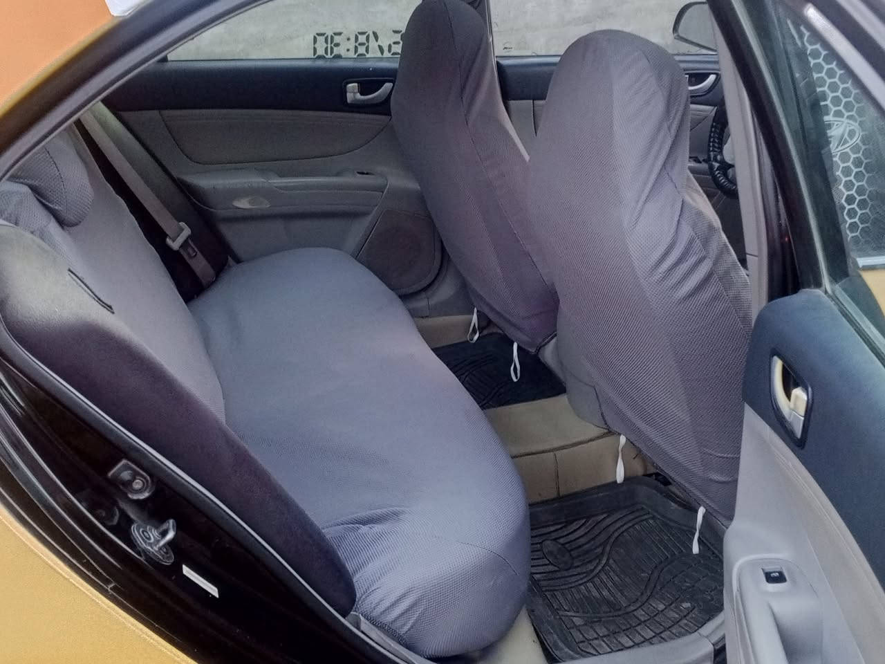 السلام عليكم للبيع سوناتا موديل ٢٠٠٨ وارد امريكا بدون حادث كلين ٦ سلندر فول مواصفات سعر 80 المكان بابل المسيب هاتف ***********
