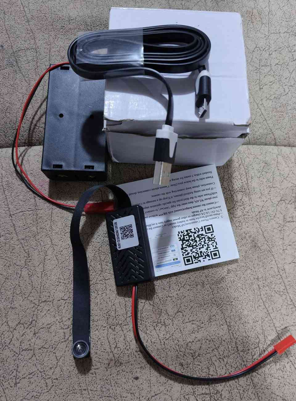 اصغر كاميرا مراقبة سرية مخفية
تكدر تخفيها بجيبك او بالبيت 
تصوير مع صوت واضح جداً 
تنربط عالموبايل بواسطة التطبيق خاص بيها
مزودة ببطارية وتكدر تخلي رام للتسجيل 
(السعر 25) العنوان البصرة المشراك


**إذا كنت صاحب هذا الإعلان وتريد حذفه لأي سبب، رجاءا أرسل رسالة إلى الدعم الفني**