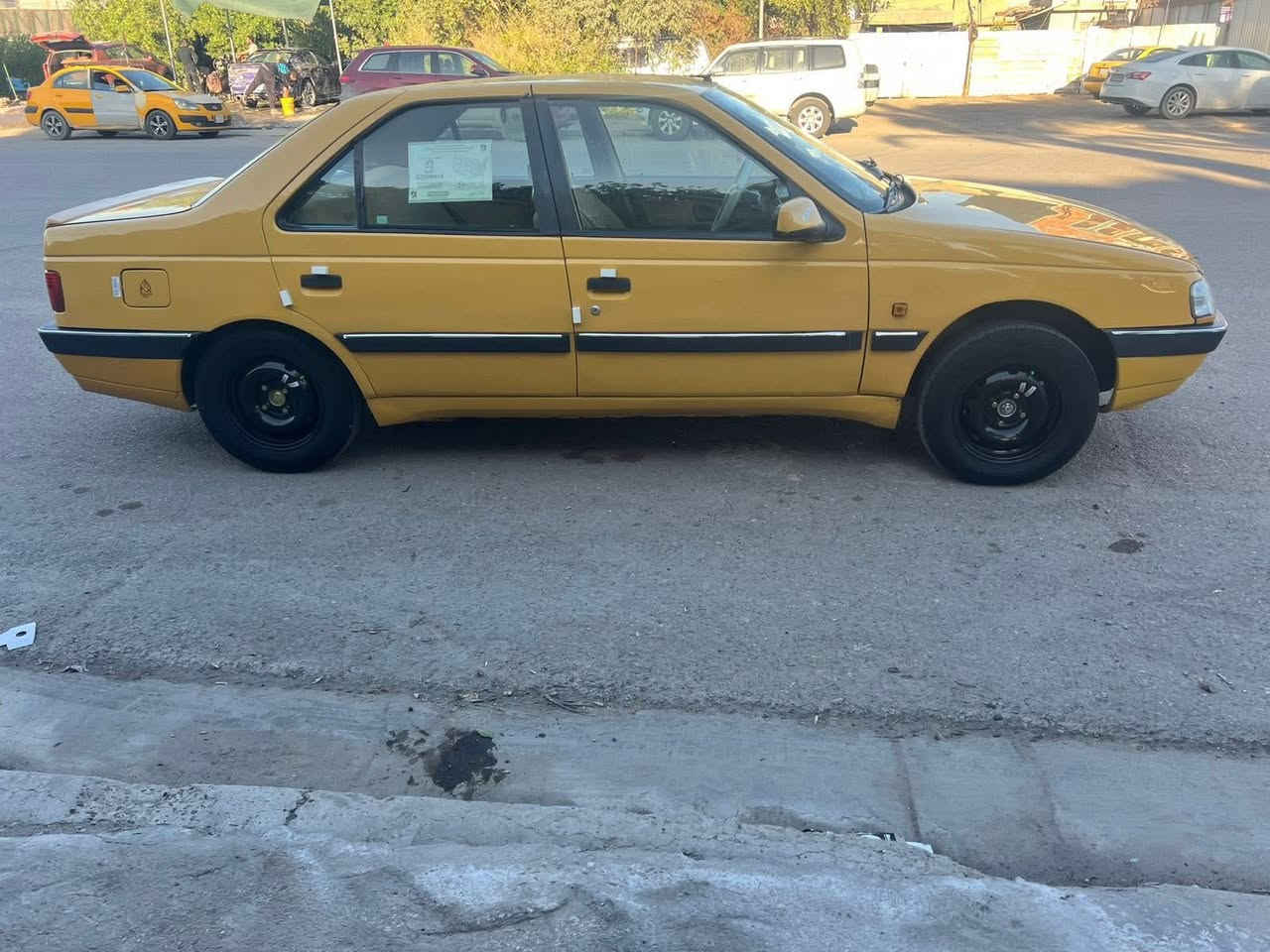 السلام عليكم
بيجو للبيع موديل 16لاضربه ولا تبديل فقط الدواير معمره خلفيه 
جاهزه ع اخر حبايه سعر 48بيه مجال 
***********
