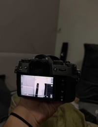 فوجي X-T50 • عدسة 18-120 F4 • حالة شبه جديدة