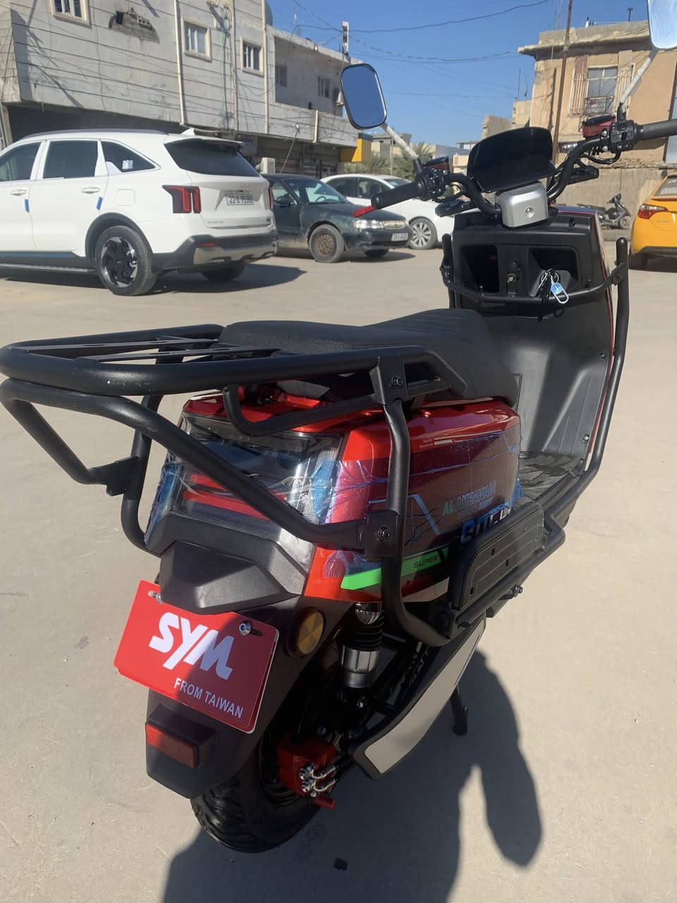 السلام عليكم
ماطور شحن للبيع
موديل 2025
ماطور جديد لوك شخط مابي 
مستخدم 3 أشهر
6 بطاريات اكبار 
استخدام قليل حيل…   (من البيت للدوام)
فول نظافة 

السعر : 750وبي مجال للشراي 

العنوان: الرمادي حي البكر قرب النادي الملكي 

للاستفسار اتصل وتدلل⬅️  ***********
