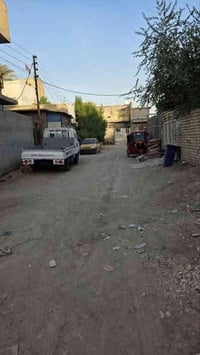 السريدات القديمة • ١٠٠م • واجه ١٠م