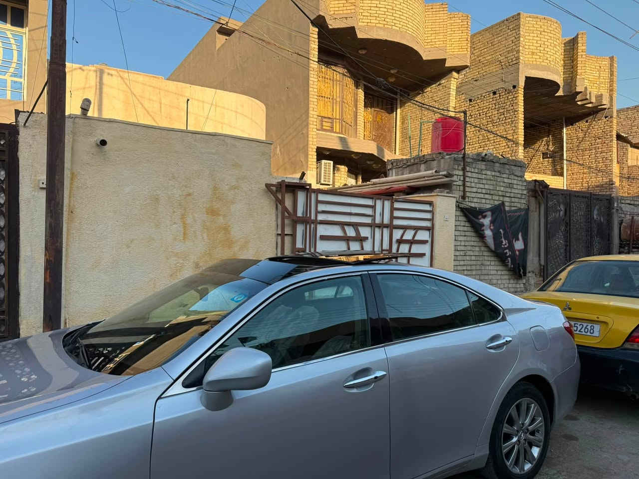 سلام عليكم لكزس لبيع موديل 207 حجم 350 مكان سياره بغداد السعر 83 رقم الهاتف *********** مامتواحد ع فيس
