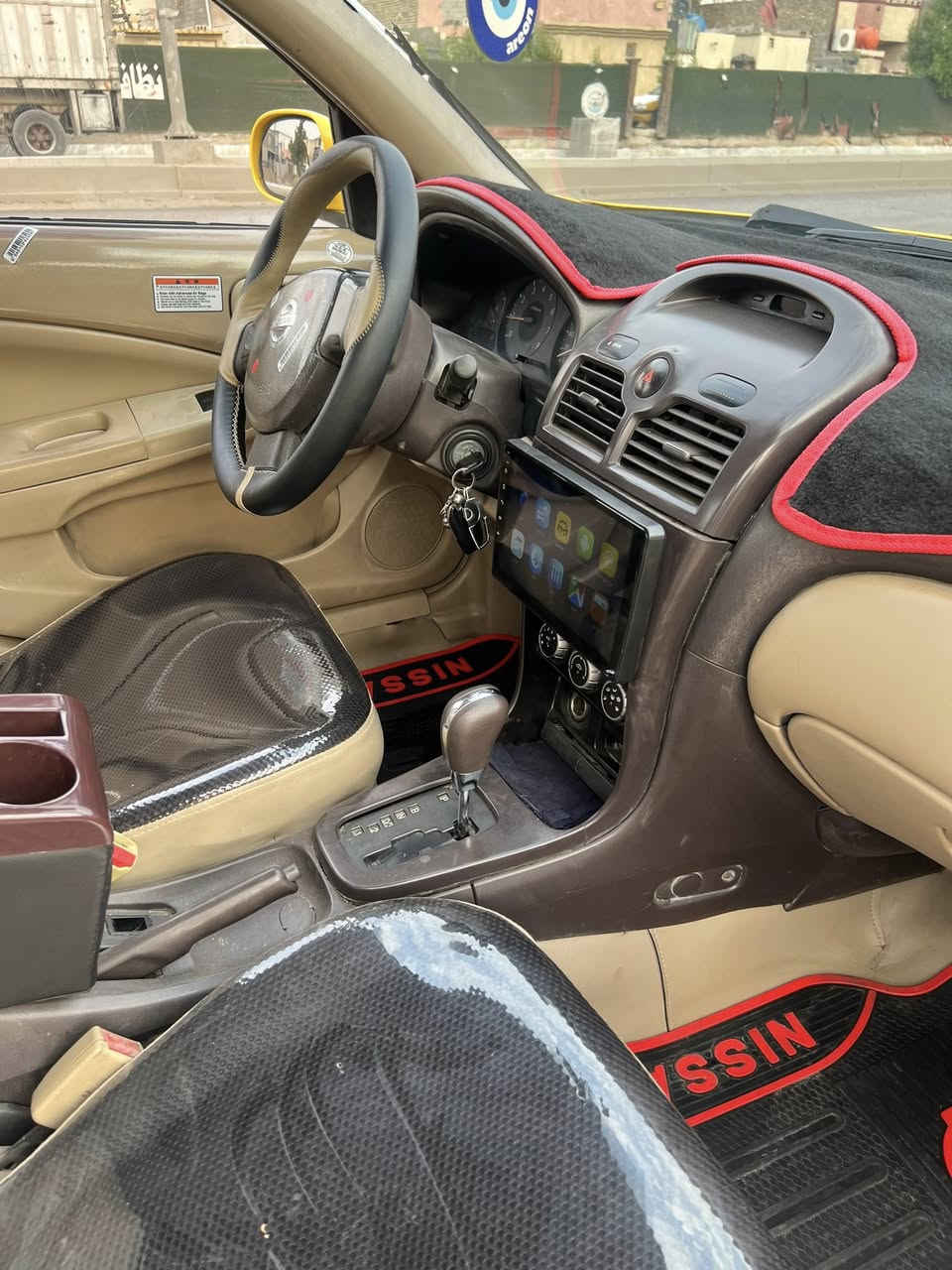 نيسان سني خليجي بدون حادث سيارة جديدة معنة الكلم جاهزة كبل للشارع كير ومكينة وصدر وتبريد وتخم تاير جديد دوشمة عامة برغي نقص مابيهة بسمي رقم دولي هية مصفر هزة جديدة ورقم دولي السعر ٧٨ مكاني بغداد لامين 
***********
