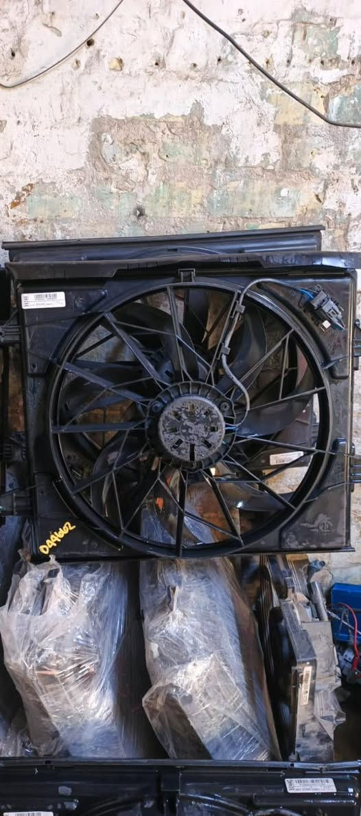 يتوفر مراوح عاصفة وعادية … اغلب الموديلات ***********
