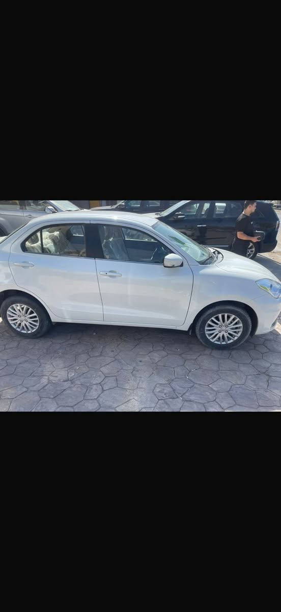 سازوكي ٢٠٢٤ فول مواصفات زيرو استلام شركة ماشيه ٧ الاف وقابله للزياده السعر ١٧٠ $ وبيها مجال رقم بغداد انكليزي 
المكان بغداد السيديه 
***********
