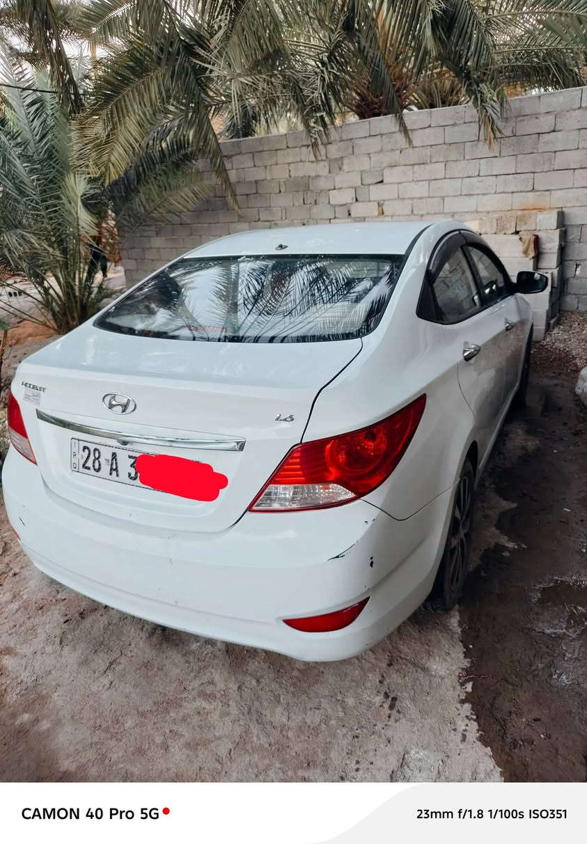 سلام عليكم.. أكسنت موديل 2014 رقم نجف بأسمي محرك 1600 فول مواصفات بيهه الجاملغ الأيمن صبغ فقط 
السعرر 107..مكان السياره النجف 

للتواصل ***********
