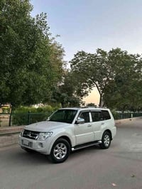 ( بِسْمِ اللَّـهِ الرَّحْمَـٰنِ الرَّحِيمِ )   ميتسوبيشي باجيرو حبتور ...