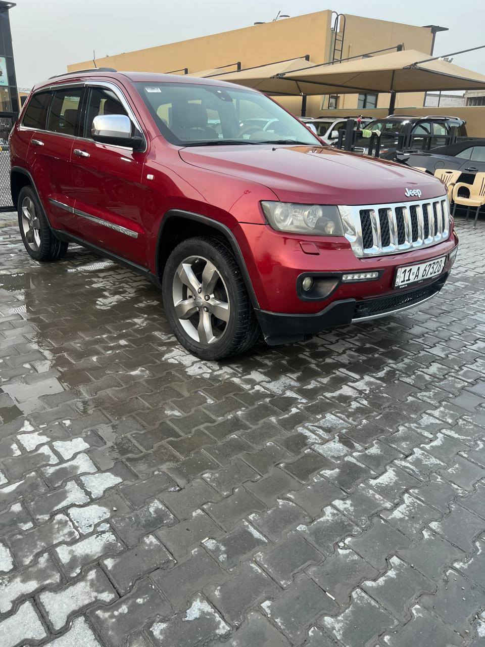 سلام عليكم
جيب موديل 2013 (   خليجي  ) مكفولة كفالة عامة صبغ وتبديل وشخط 
رقم بغداد دولي تحويل ثاني يوم 
فول مواصفات اوفرلاند
 حجم المحرك : 6سلندر 3600  
ماوس وضعيات قياده الفور ويل 
جكات 3 وضعيات
 فتحة بانوراما  
*غرفه السياره عسلي 
بصمه  
كشنات الاماميه كهرباء
حساسات خلفية وامامية وجانبيه
تشغيل عن بعد   
تحكمات ستيرن فول
المكان كربلاء 
السعر 215 
للاتصال***********
