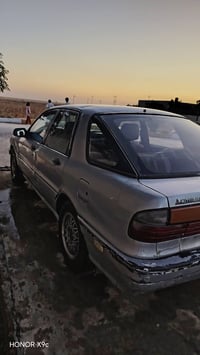 ميتسوبيشي كالنت • ١٩٩٢ • رقم بغداد