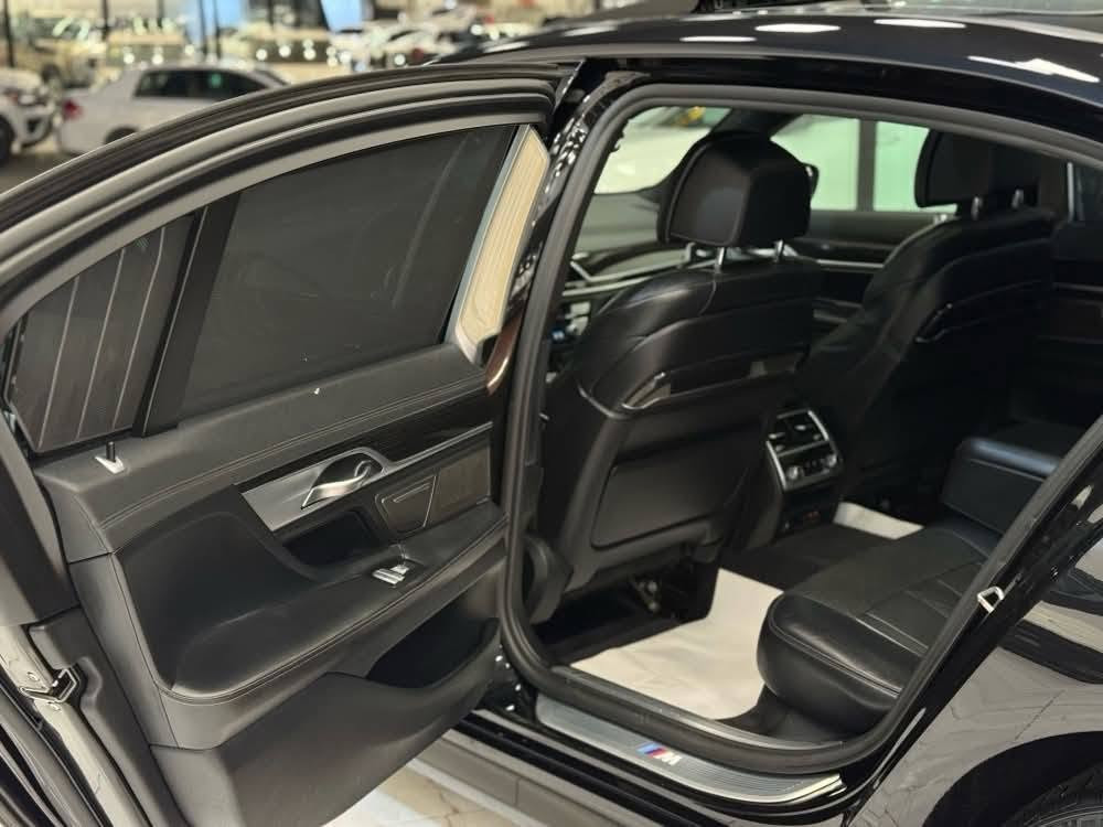 BMW 740i M PACKAGE 2020
Engine: V6 3.0 Turbo 🚀 
رقم اربيل جاهز 
ماشي 80 الف 
بدون صبغ 💎 
بیها شبر PDR
فول موصفات 💯 
وارد امریکي 🇺🇸
سعر 385 وەرقە بي مجال 
📍مکان سیارة اربیل 
~~~~~~~~~~
0751-2004-377
0772-818-6453
~~~~~~~~~~
BMW 740i M PACKAGE 2020
Engine: V6 3.0 Turbo 🚀 
ژمارە هەولێر جاهیز 
80 هزار روشتووە 
بێ بویاغ 💎 
تەنها بستێک PDR
فول موصفات 💯 
وارد ئەمریکی 🇺🇸 
نرخ 385 وەرقە و مجال 
📍شوێن هەولێر أربيل, العراق


**إذا كنت صاحب هذا الإعلان وتريد حذفه لأي سبب، رجاءا أرسل رسالة إلى الدعم الفني**