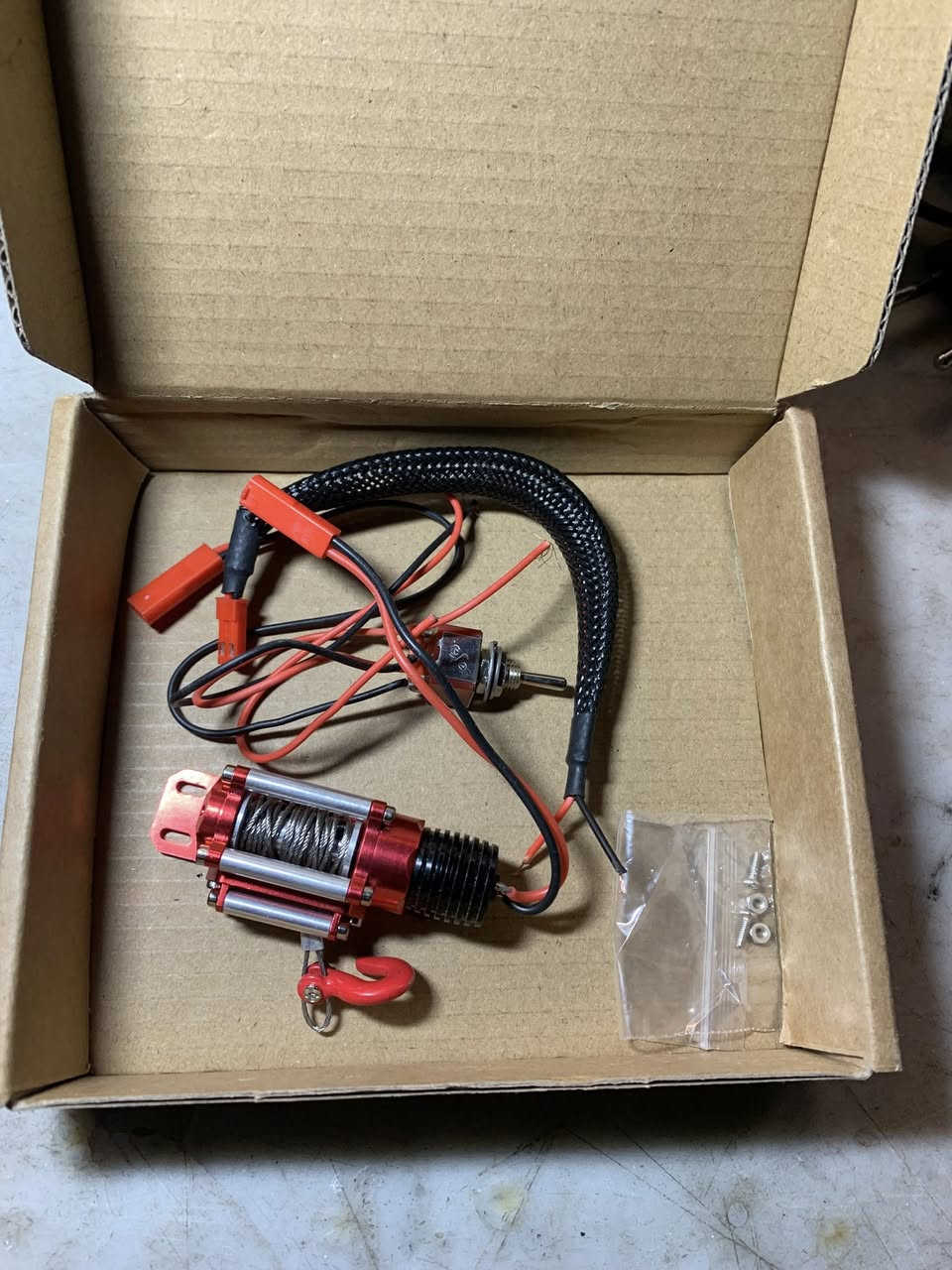 شلعة مرتبة قطع كلش نظيفة  اللي تفيده يراسلني خاص ويدلل
واللي يريد قطع معينه بس يدز الصورة خاص وهم يدلل
عدد القطع خير من الله
السعر والتفاصيل خاص  
مجموع القطع اكثر من 100 قطعة ونسبة الشغال بيها 100\100
يعني كل القطع المعروضة شغالة بشرط الفحص  
بيهم اجهزة مستخدمة شغالة وبيهم قطع جديدة 
ملاحظة:-اي قطعة مو شغالة تتعوض بكارت 5.000 حسب خط المشتري 
مكاني دهوك متوفر توصيل لجميع محافظاتنا الحبيب
👇👇👇👇👇👇👇👇👇
الصور والتفاصيل خاص


**إذا كنت صاحب هذا الإعلان وتريد حذفه لأي سبب، رجاءا أرسل رسالة إلى الدعم الفني**