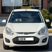 فۆرد فیگۆ 2015 گێر ئۆتۆماتیک بێ بۆیاخ کلین گێڕ و مەکینەی کەپس نەکراوەت...