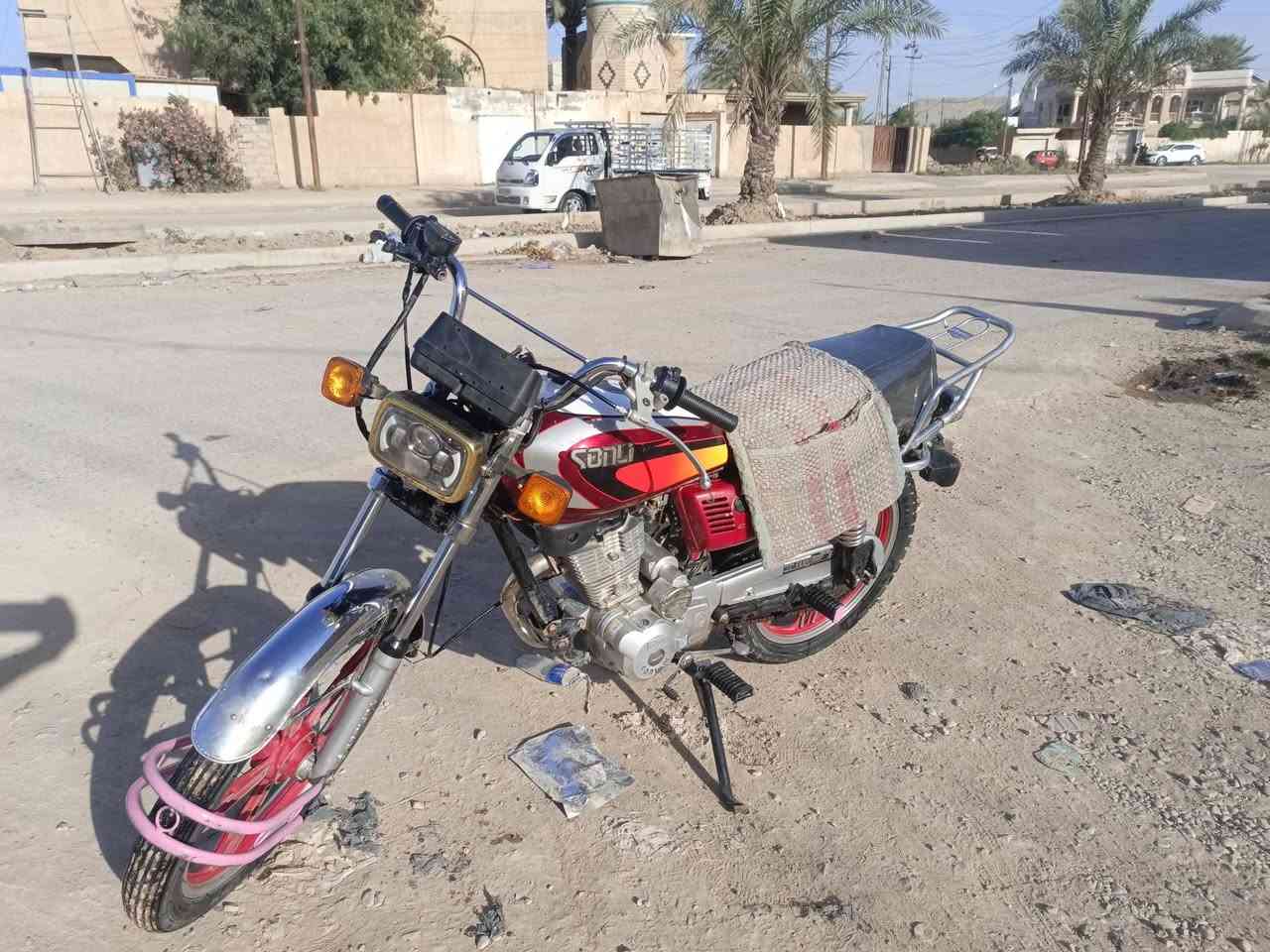 اسلام عليكم سيفان ختم سونك موديل 23 سلف هندر كهربائيات خير من الله مكينه لادخانه ولاتنقيص السعر 400 وبي مجال حك الجيه مكاني ديالى الخالص ***********
