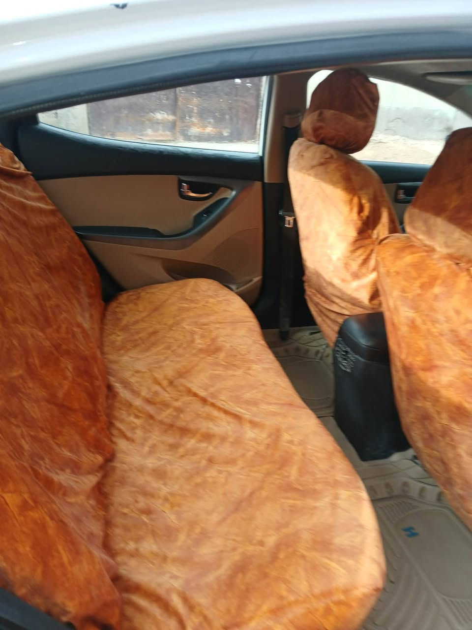 سياره النترا خليجي موديل ٢٠١٤ رقم بابل انكليزي محرك ١٨٠٠ كيرA, T بيها ٣قطع صبغ السعر ١١٥وبيها مجال
*********** غير متواجد ع الفيس
