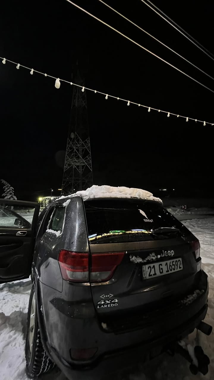 السلام عليكم
جيب لاريدو موديل 11 محدثه 14 

رقم سليمانيه بأسمي 
صبغ عام 
كير محرك شرط 
كهربائيات كامله 
بنروما طكتين 
كشنات كهربائيه 
للبيع او مرواس السعر 135 
***********
