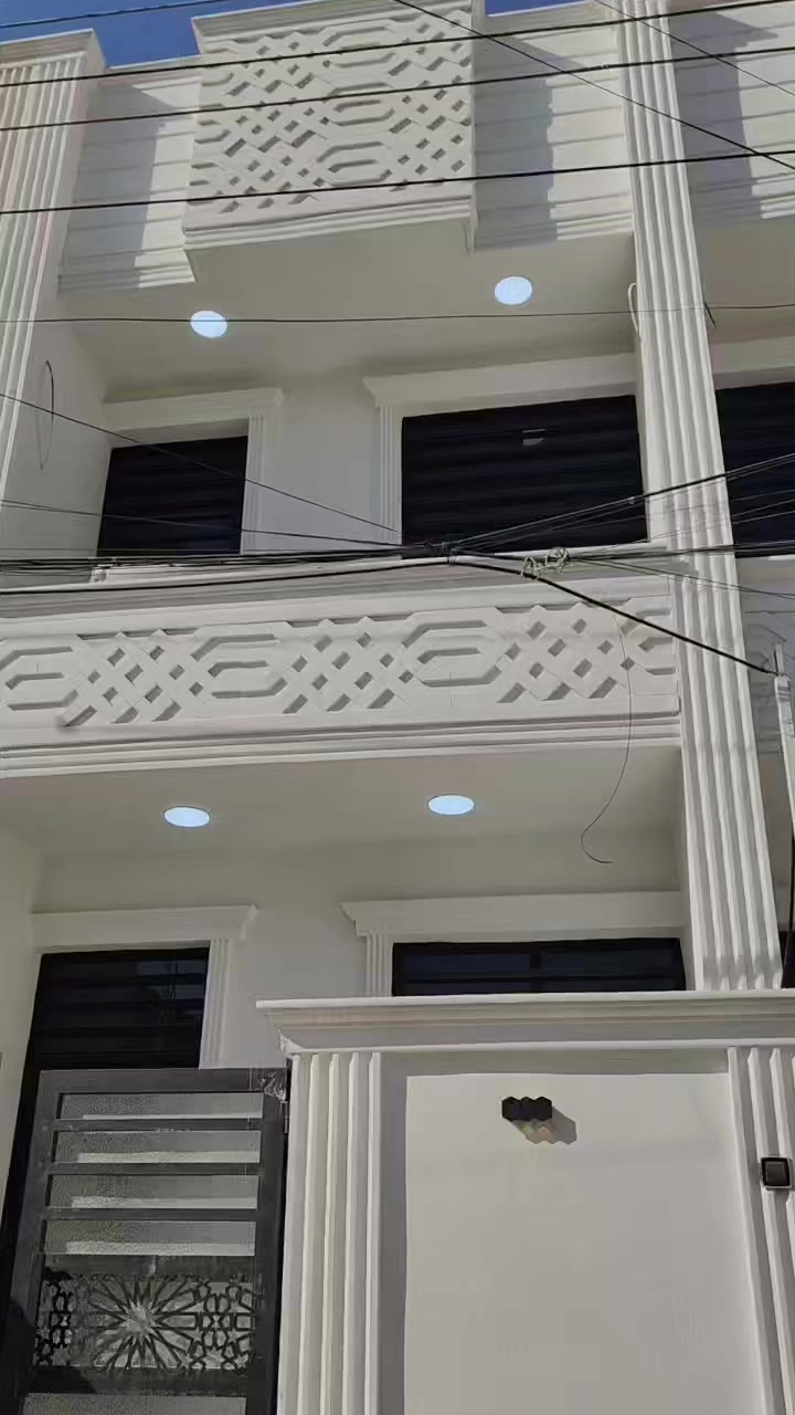 🏠🏠بيت للبيع🏠🏠
♦♦نوع العقار طابو ملك صرف♦♦
🔸🔸يحتوي على استقبال ومطبخ و 3غرف نوم وخدمات جوه وفوق🔸🔸
🔸🔸المساحه/75متر🔸🔸
🔸🔸الواجهه/3.75🔸🔸
🔸🔸النزال/20🔸🔸
🔸🔸الموقع/الشعب قرب سوق الصبح والعياده الشعبيه🔸🔸 
🔸🔸للاستفسار/‏‪0777 238 4893‬‏🔸🔸
🔸🔸او مراجعه مكتب دلاليه العامري🔸🔸 
🔸🔸موقع المكتب الشعب بشارع اسواق فدك🔸🔸 
🔸🔸متواجدين وتساب و ماسنجر🔸🔸
