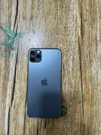 ايفون 11 برو ماكس • ٢٥٦ • شاشة مستبدلة