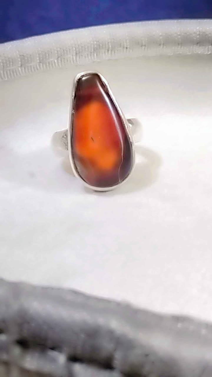 عقيق يماني دلوه قديمه مشكوله حجر اصلي صياغه يدويه ثقيله فضه 925 وزن الخاتم 17 ونص متوفر توصيل ناصرية, ذي قار


**إذا كنت صاحب هذا الإعلان وتريد حذفه لأي سبب، رجاءا أرسل رسالة إلى الدعم الفني**