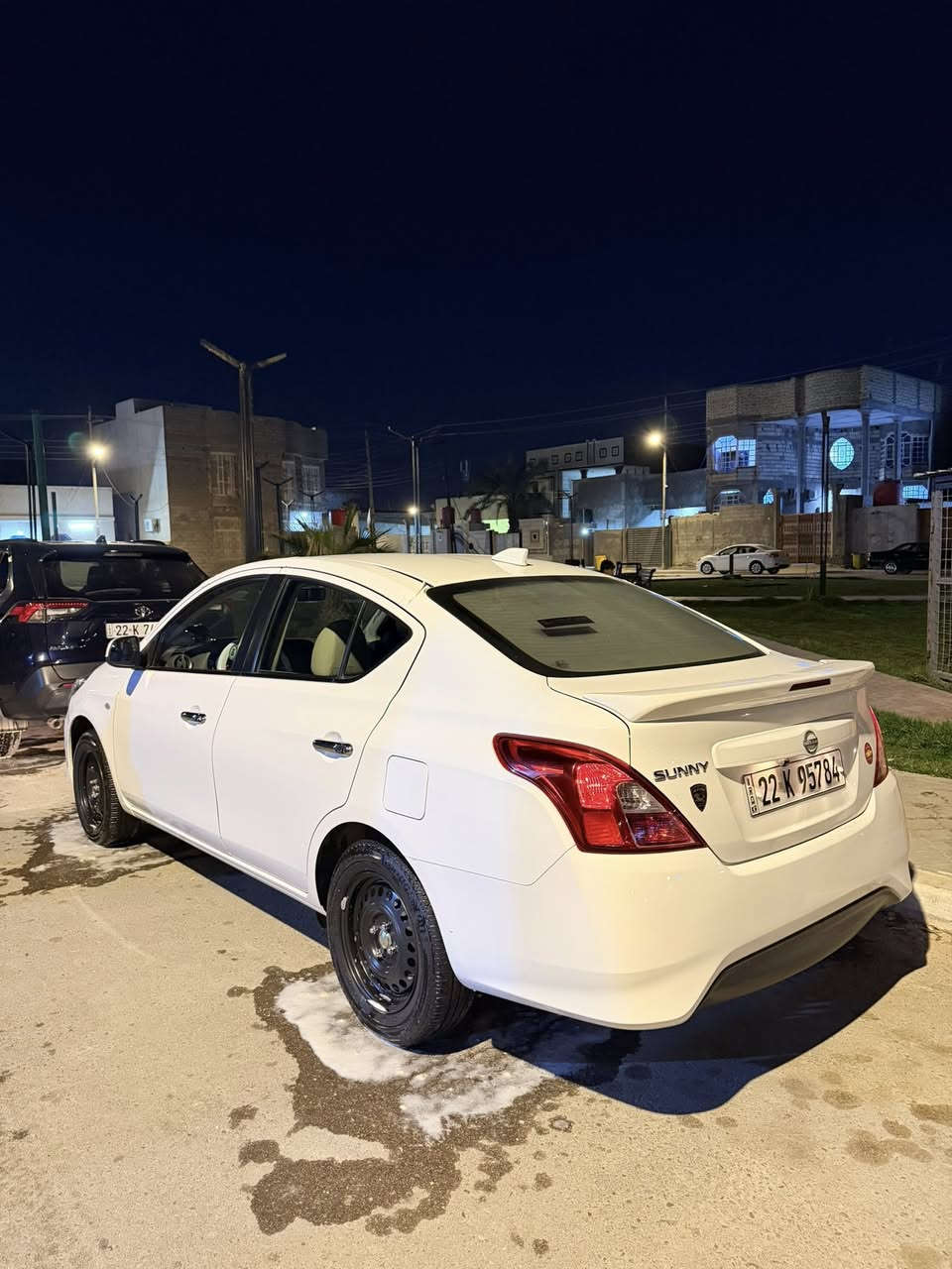 السلام عليكم نيسان سني 24 كفاله ماعده بارد 4 اصابع فقط سياره جاهزه من كلشي حداده تبريد مكينه كير تاير ماناقصه شي ماشيه 59 وقابل للزياده السعر 118 وبيه مجال مكاني البصره الزبير للاتصال *********** غير متواجد ع النت
