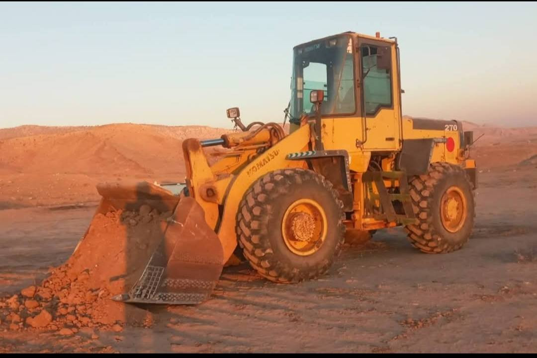 شفڵ کوماتسو WA270
کوماتسو WA270
مودیل 1998
رقم و سنوی دهوک 
لیڤر واحد 
الشفل کلش نضیف و مابي نقص
مكینة و كیر و اكسلات كلها شرت
سعر 150$ 
الی یرید یراسلنی هاذا رقمی vaiber & whats app
***********
