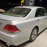 تويوتا كراون • فتحة سقف • بدون دهان