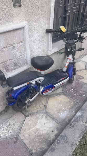 دراجه شحن بطاريات جديده السعر 200 قفل    بغداد  الغزاليه  ***********

