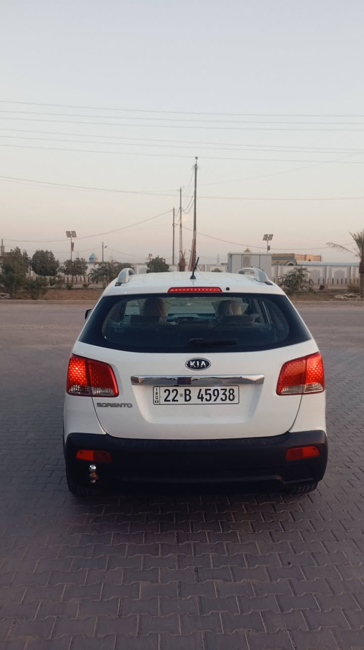 للبيع كيا سورنتو موديل 2012 رقم اربيل محرك 2400 دوش كفاله المحرك الكير صدر أمامي وخلفي تخم تاير نضيفه بمعنا الكلمه  عنوان السياره نجف السعر 145وبيها  خاص رقم الهاتف ***********
