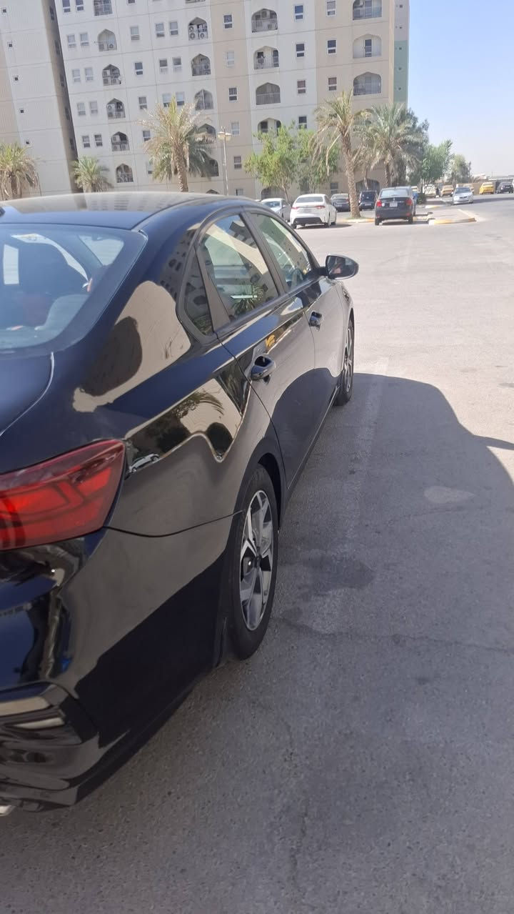 السلام عليكم
فورتي أربيل موديل ٢١
ماشيه ٩٧
حادثها بل المنشور 
نص فول 
منظومه غاز 
تدفئه تبريد 
تخم تاير 
برغي ممفتوح بيها 
السعر ١٣٠ وبيها مجال 
الاتصال ***********
