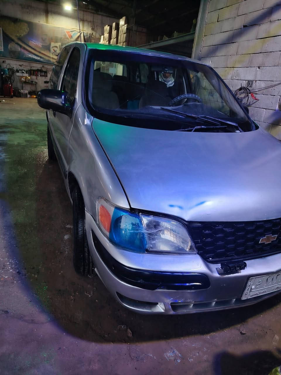 شوفرليت فنتوري موديل ٢٠٠٢ رقمها  بغداد مصبوغه عام
باتري جديد. تايرات جديده كير ومحرك خير من الله نقص تبريد مايشتغل مكاني ذي قار رقم *********** سعرها ٣٥ وبيها مجال
