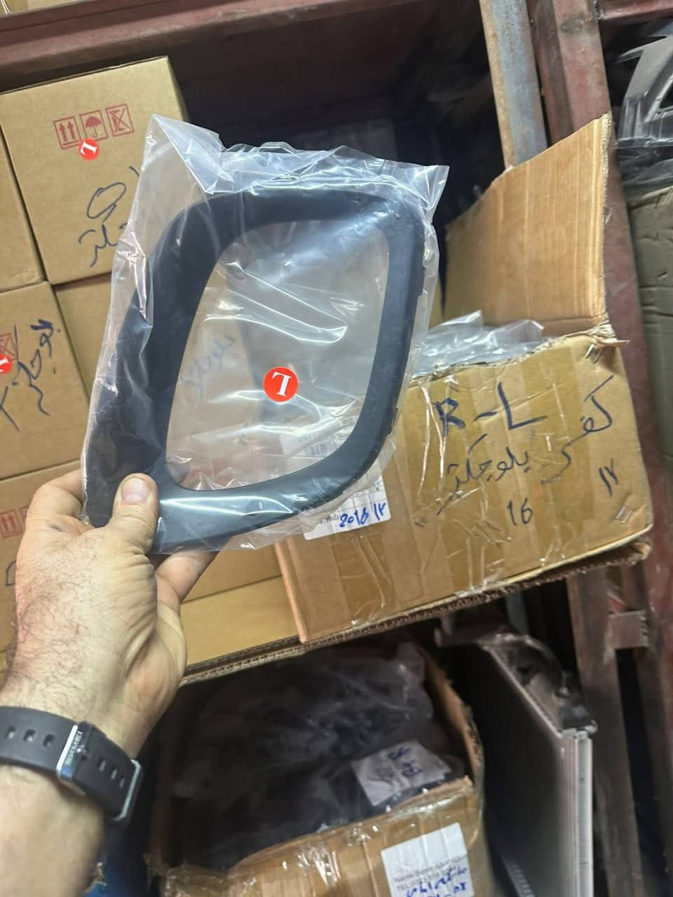 السلام عليكم من رخصت الادمن المحترم واعضاء الكروب المحترمين. يتوفر غراض بيكانتو قديد +حديث يتوفر غراض i10قديم +حديث يوفر غراضi20 موديل 14.
